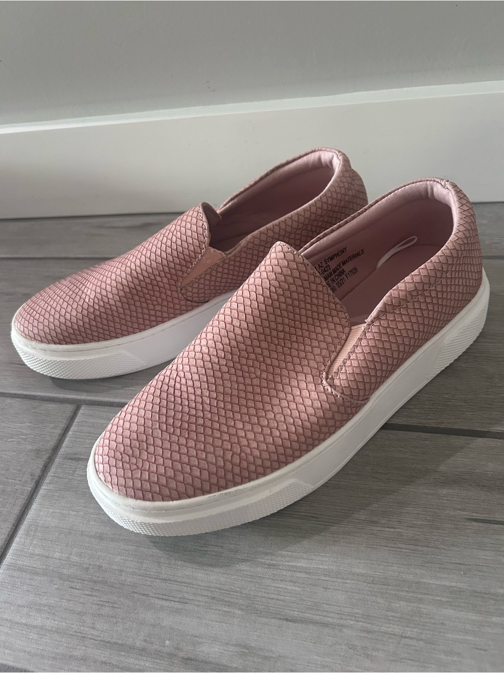 Arizona Jean Company Pink Woven Slip-On Sneakers